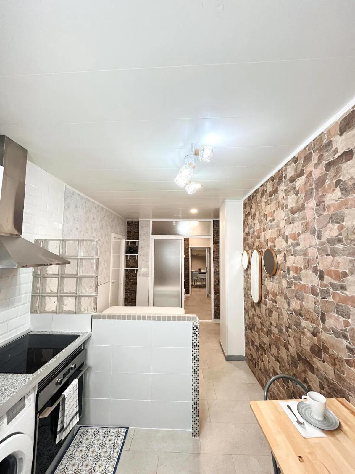 Apartamento En Casco Antiguo De Alicante Bagian luar foto