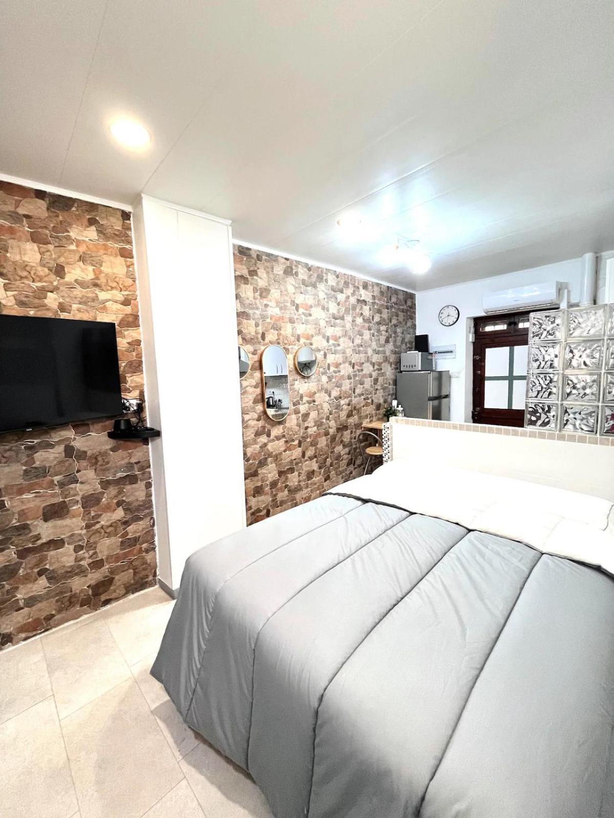 Apartamento En Casco Antiguo De Alicante Bagian luar foto