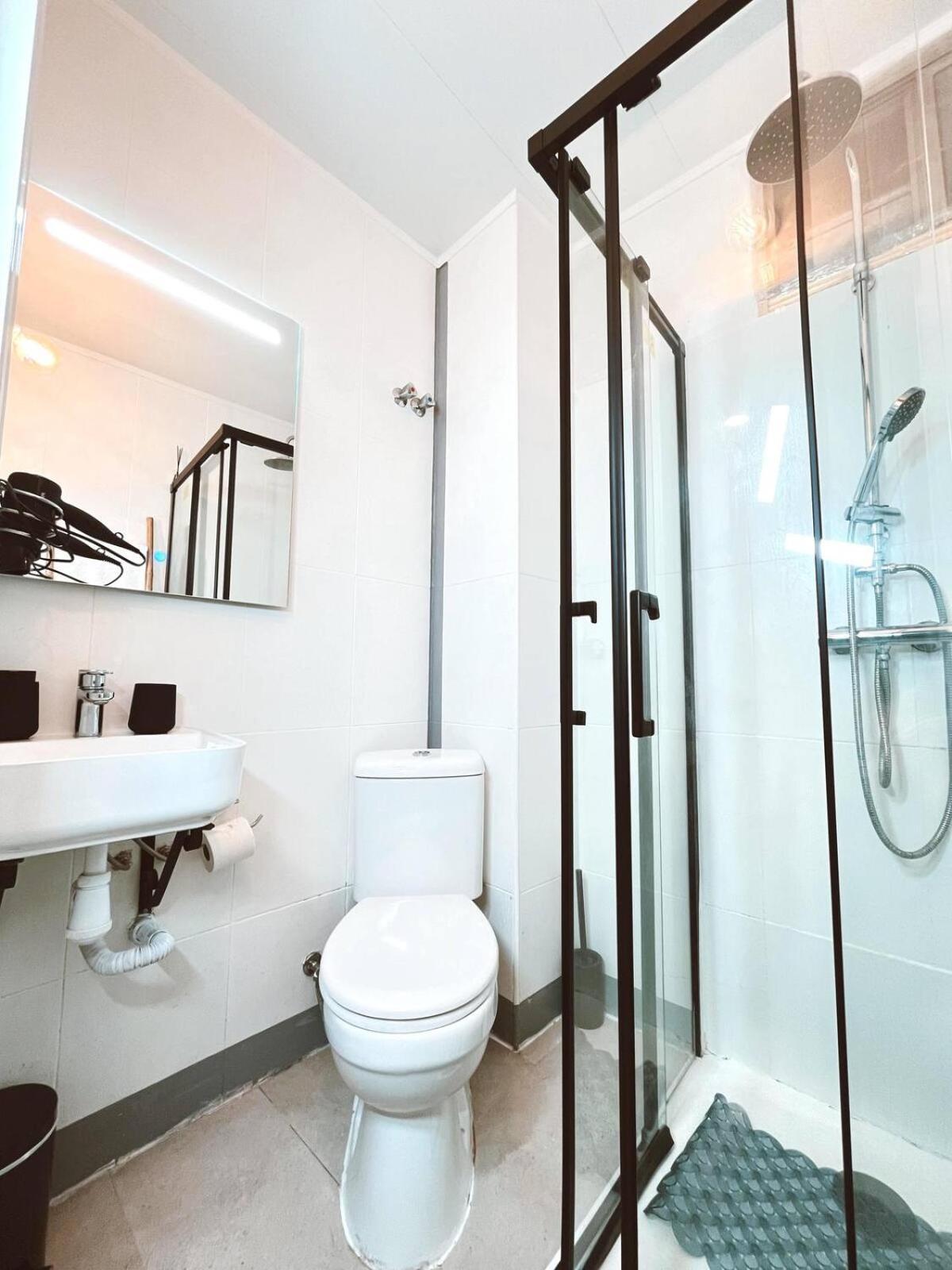 Apartamento En Casco Antiguo De Alicante Bagian luar foto