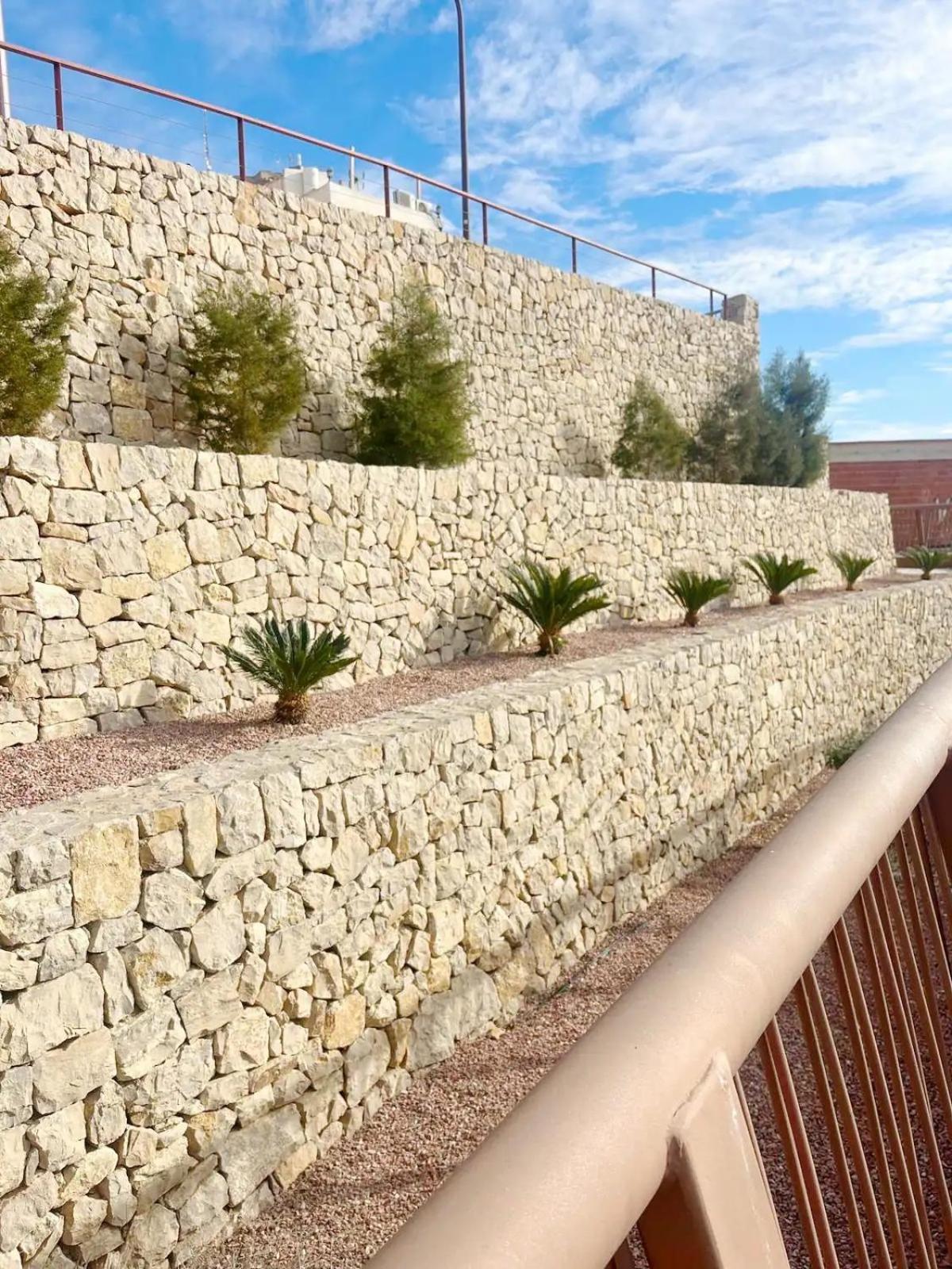 Apartamento En Casco Antiguo De Alicante Bagian luar foto